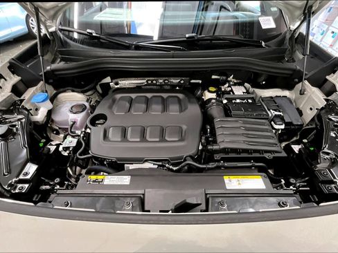 New 2026 Volkswagen Tiguan SEL R-Line image 13