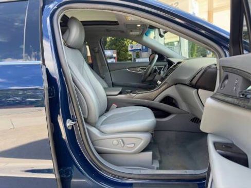 Used 2019 Lincoln Nautilus Reserve AWD/4WD image 10