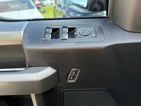 Used 2017 Ford F150 XLT w/ Equipment Group 301A Mid RWD image 14