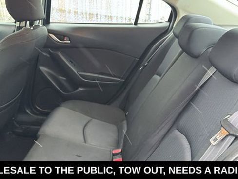 Used 2015 MAZDA MAZDA3 i Sport FWD image 20