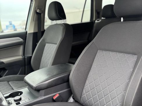 Used 2021 Volkswagen Atlas S image 6