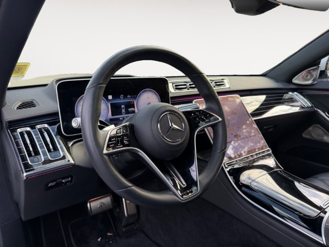 Used 2023 Mercedes-Benz Maybach S 580 4MATIC image 12
