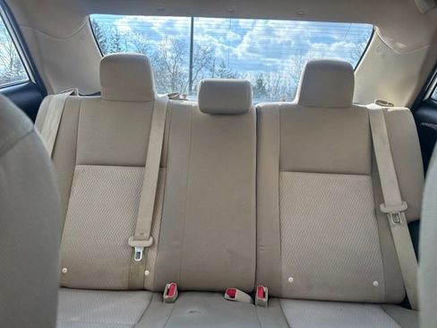 Used 2014 Toyota Corolla LE image 29