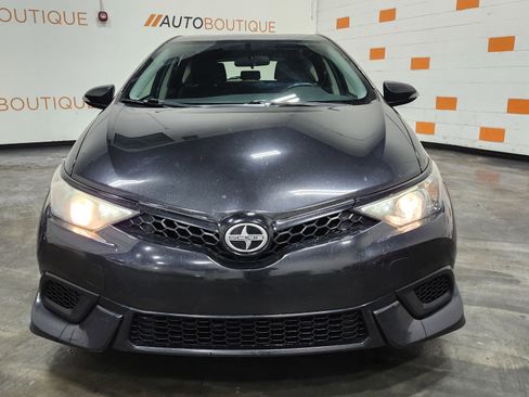Used 2016 Scion iM image 10