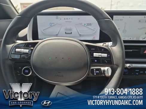 Used 2025 Hyundai Ioniq 6 SE RWD image 13
