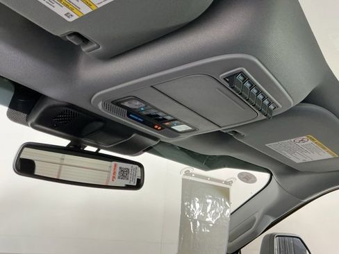 New 2026 Ford F250 XLT w/ XLT Premium Package image 25