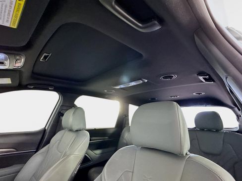Used 2023 Kia Telluride EX X-Line image 15