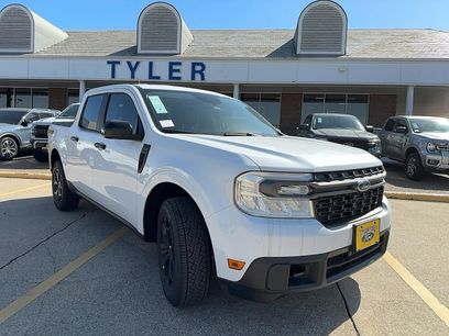 New 2024 Ford Maverick XLT w/ XLT Luxury Package