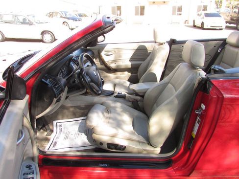 Used 2008 BMW 128i Convertible RWD image 18