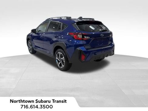 Used 2024 Subaru Crosstrek 2.0i Premium AWD/4WD image 3