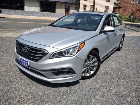 Used 2017 Hyundai Sonata Limited w/ Ultimate Package 04 FWD image 1
