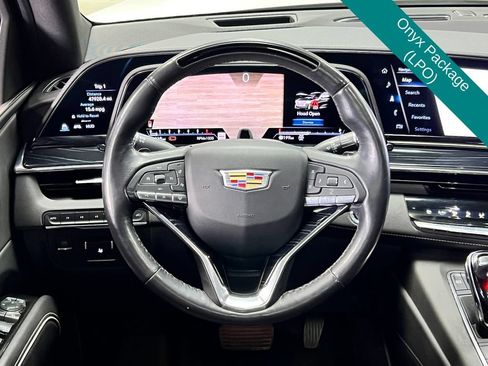 Used 2023 Cadillac Escalade ESV Sport w/ LPO, ONYX Package AWD/4WD image 4
