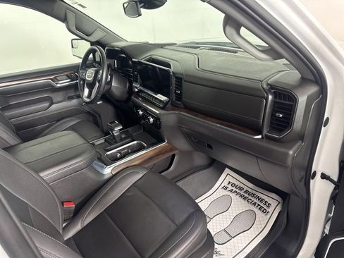Used 2023 GMC Sierra 1500 SLT w/ SLT Premium Package image 14