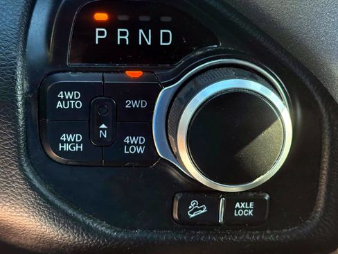 Used 2020 RAM 1500 Big Horn w/ Built-to-serve Edition AWD/4WD image 26