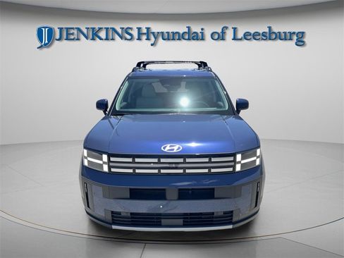 Used 2025 Hyundai Santa Fe SEL image 2