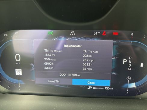 Used 2024 Volvo XC60 B5 Ultimate w/ Protection Package Premier image 27