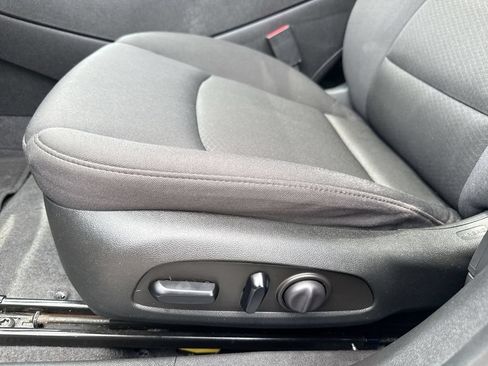 Used 2023 Chevrolet Malibu LT FWD image 12