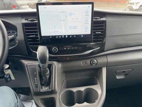 Used 2023 Ford Transit 350 XLT image 13