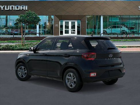 New 2026 Hyundai Venue SE image 5