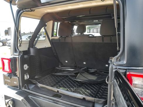 Used 2011 Jeep Wrangler Unlimited Sport AWD/4WD image 46