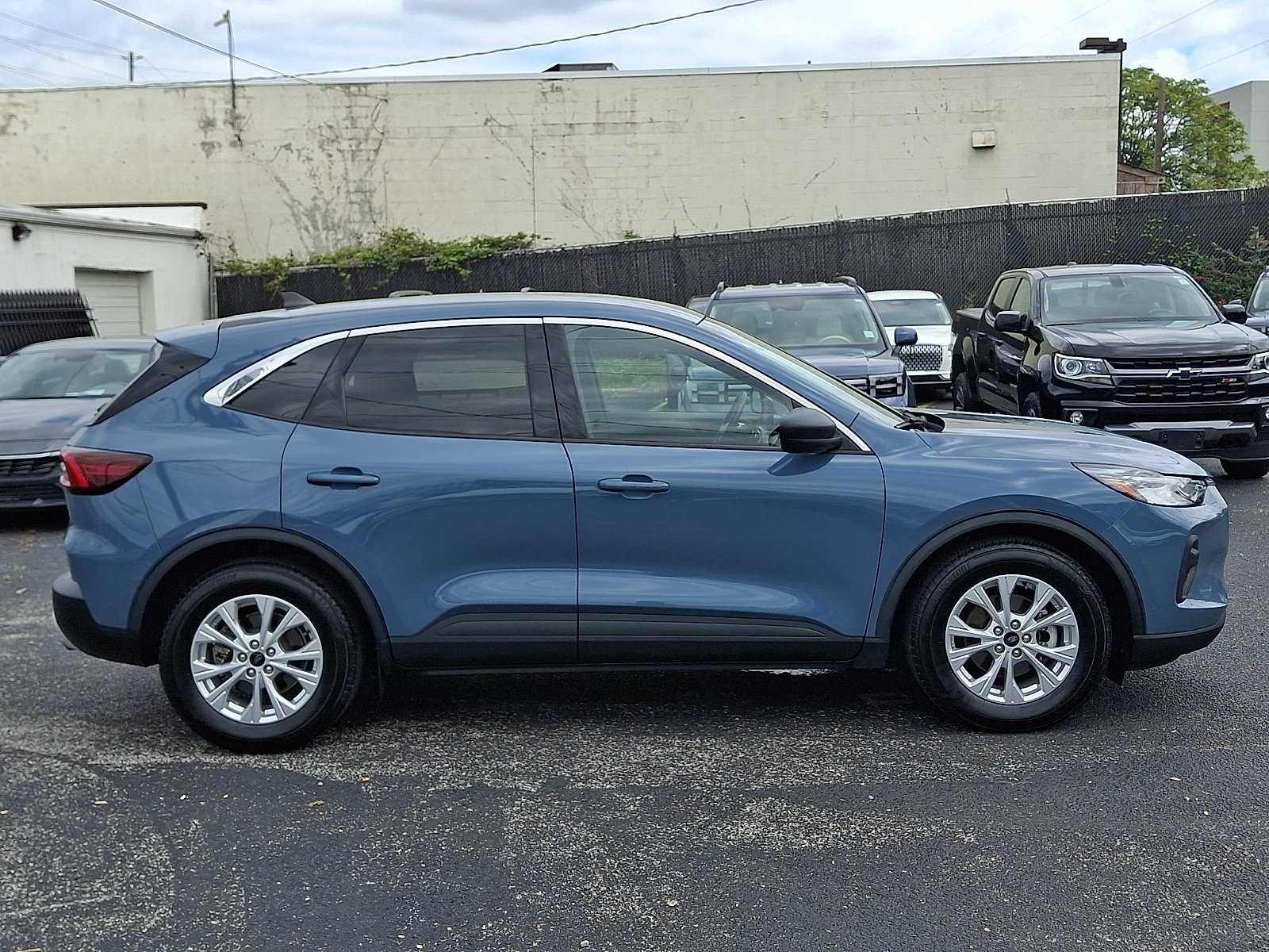 Used 2023 Ford Escape Active w/ Cold Weather Package FWD image 7