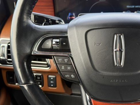 Used 2023 Lincoln Navigator L Reserve w/ Equipment Group 201A image 26