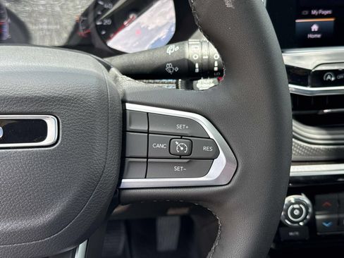 New 2026 Jeep Compass Latitude AWD/4WD image 22