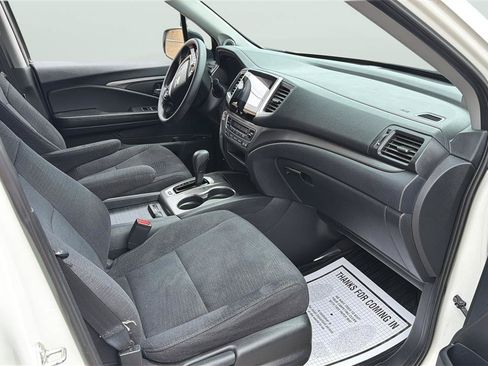Used 2018 Honda Pilot EX image 15