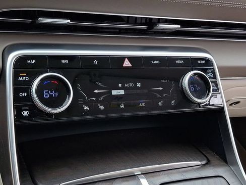 Used 2024 Genesis GV80 3.5T Advanced w/ Advanced Package AWD/4WD image 16
