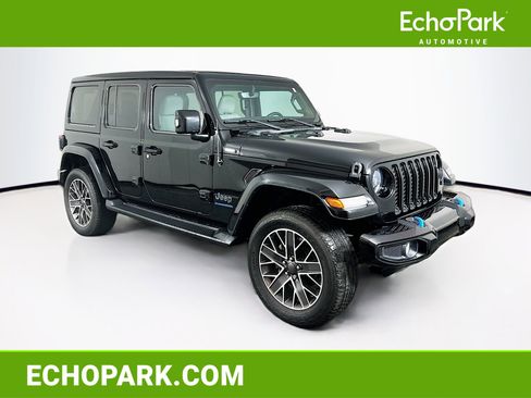 Used 2023 Jeep Wrangler Unlimited Sahara image 1