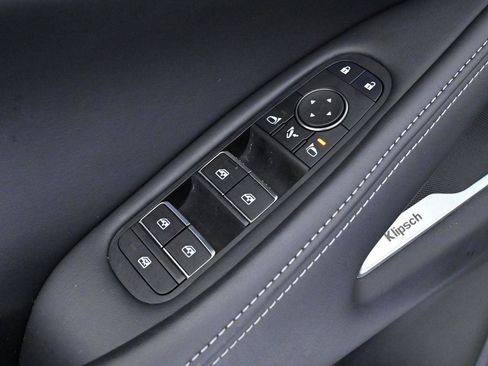 Used 2026 INFINITI QX60 Luxe w/ Family Package AWD/4WD image 18