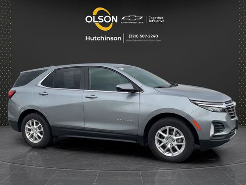 Used 2024 Chevrolet Equinox LT FWD image 19