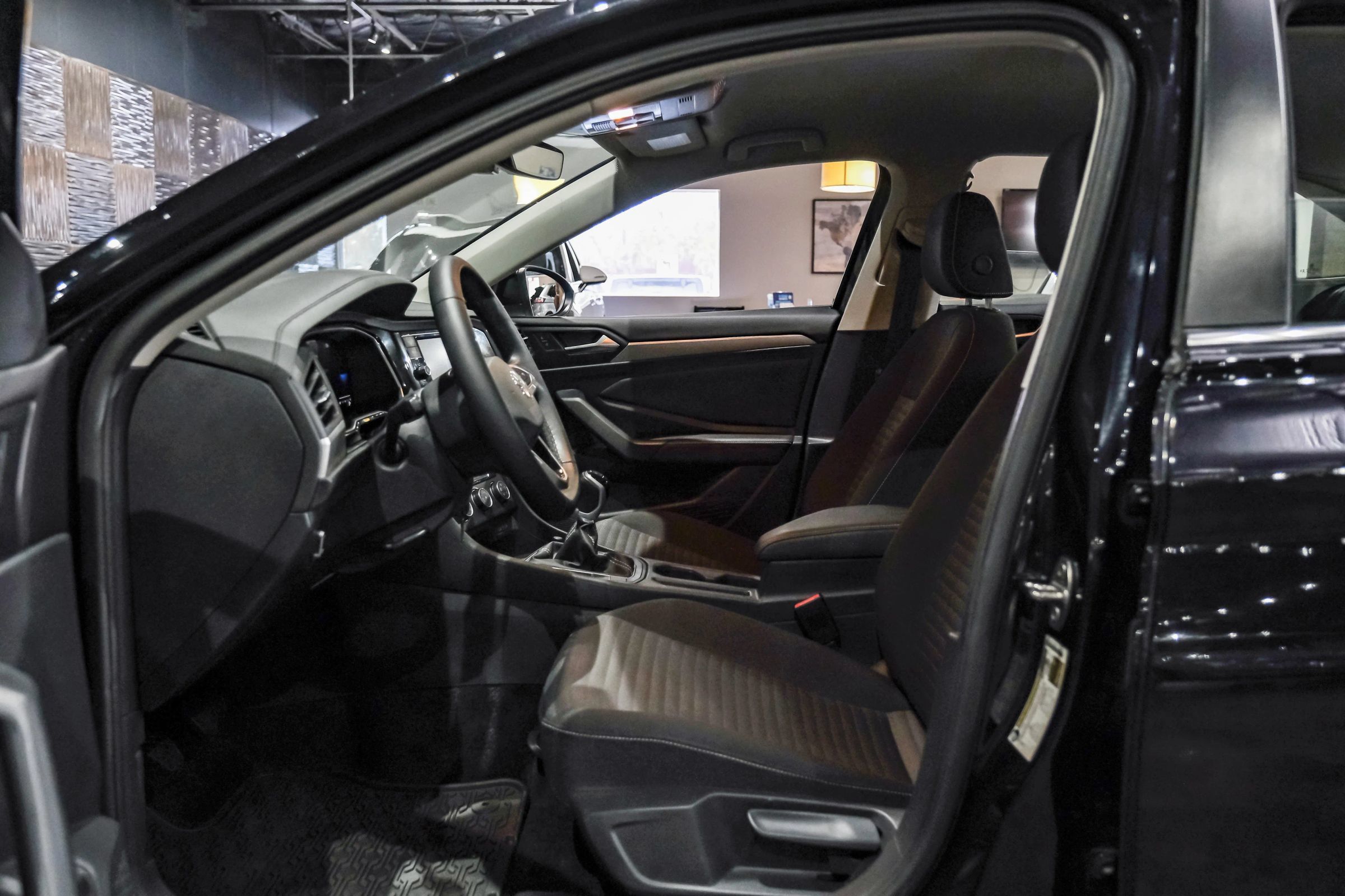 Used 2024 Volkswagen Jetta S FWD image 4