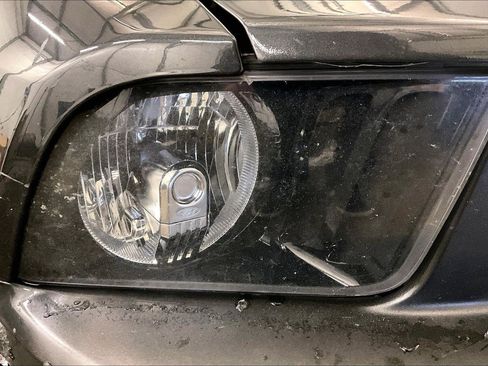 Used 2009 Ford Mustang Premium image 28