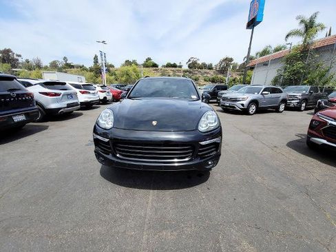Used 2015 Porsche Cayenne Diesel AWD/4WD image 3
