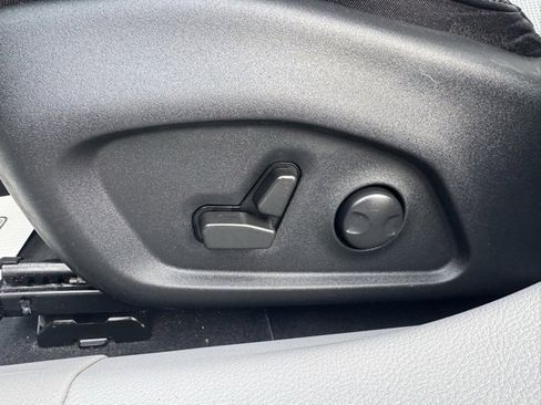 Certified 2022 Jeep Compass Limited image 15