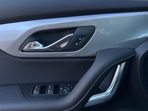 New 2026 Chevrolet Blazer LT image 13