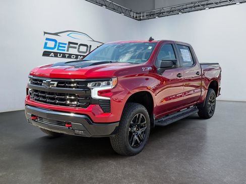 Used 2025 Chevrolet Silverado 1500 LT Trail Boss w/ Convenience Package II AWD/4WD image 7