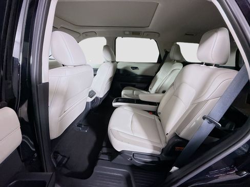 Used 2023 Nissan Pathfinder SL w/ SL Premium Package image 25