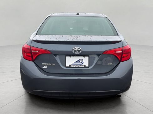 Used 2018 Toyota Corolla SE w/ SE Premium Package FWD image 7