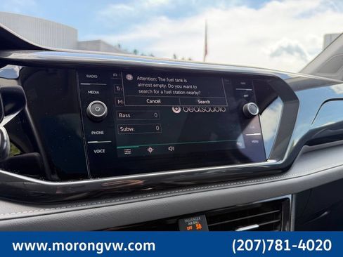 Used 2023 Volkswagen Taos SEL AWD/4WD image 42