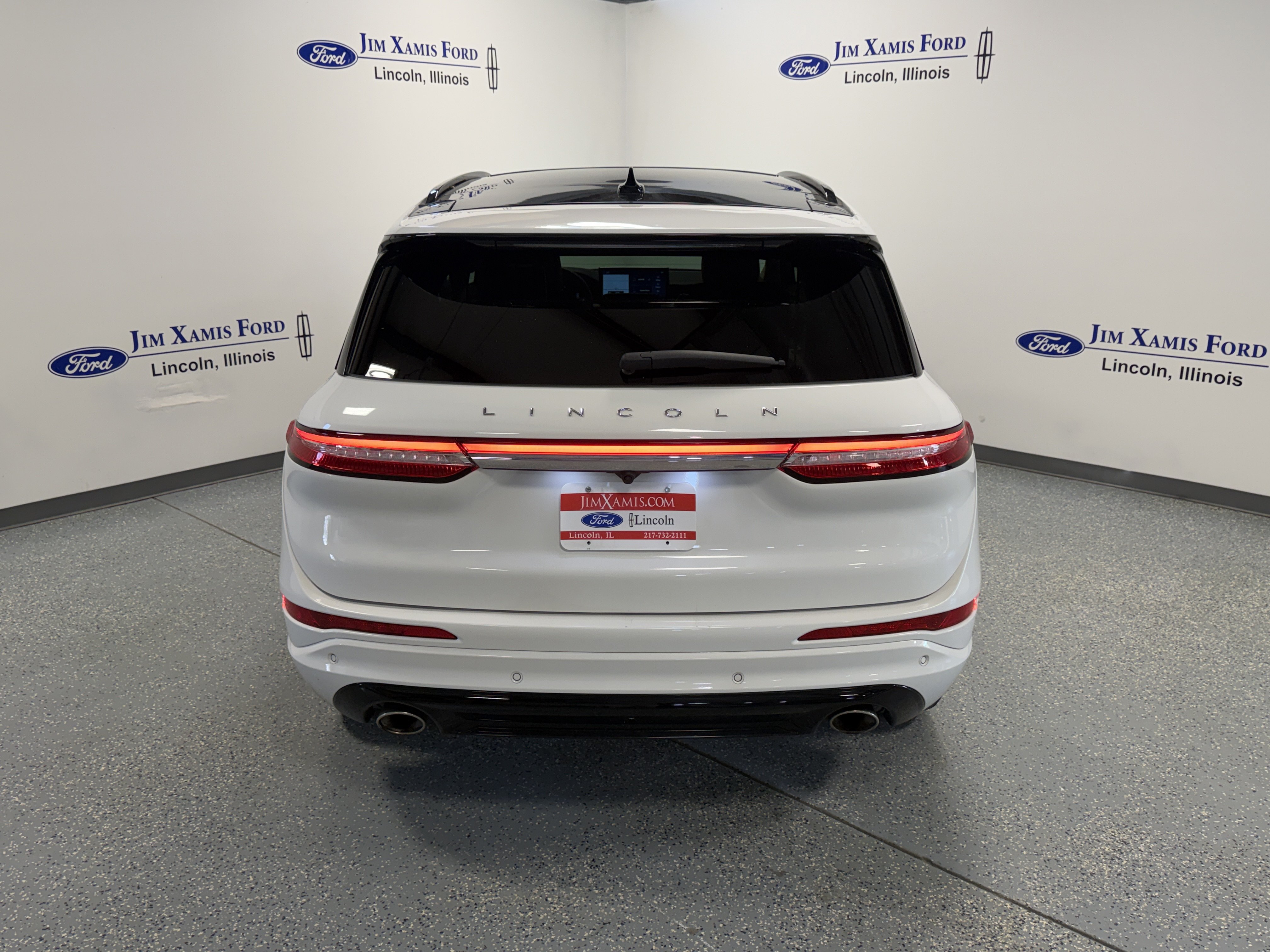 Used 2025 Lincoln Corsair Grand Touring w/ Equipment Group 301A AWD/4WD image 34