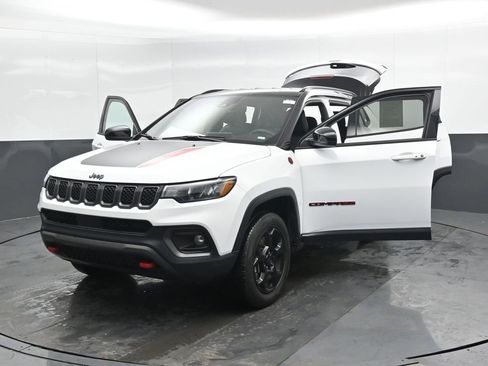 Used 2024 Jeep Compass Trailhawk image 53