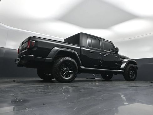 Used 2022 Jeep Gladiator Sport AWD/4WD image 44