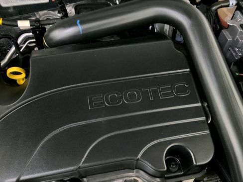 Used 2024 Chevrolet Equinox LT image 30