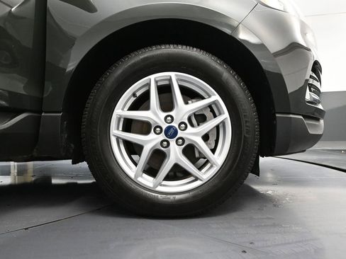 Used 2022 Ford Edge SEL w/ Convenience Package image 16