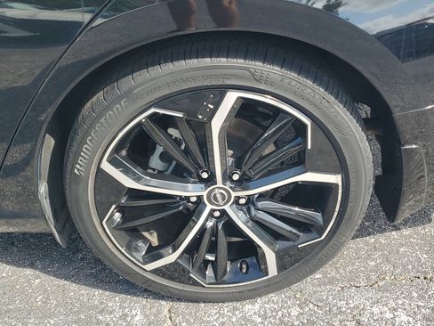 Certified 2024 Nissan Altima 2.5 SR image 8