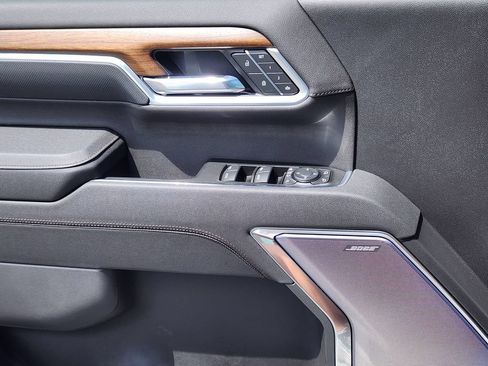 New 2026 Chevrolet Silverado 3500 High Country w/ High Country Premium Package AWD/4WD image 7