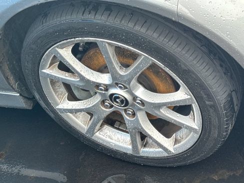 Used 2014 MAZDA MX-5 Miata Grand Touring RWD image 9