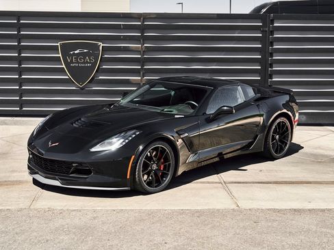 Used 2016 Chevrolet Corvette Z06 w/ 3LZ Preferred Equipment Group RWD image 5